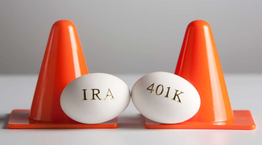 Should I Roll My 401k Into a Gold IRA?